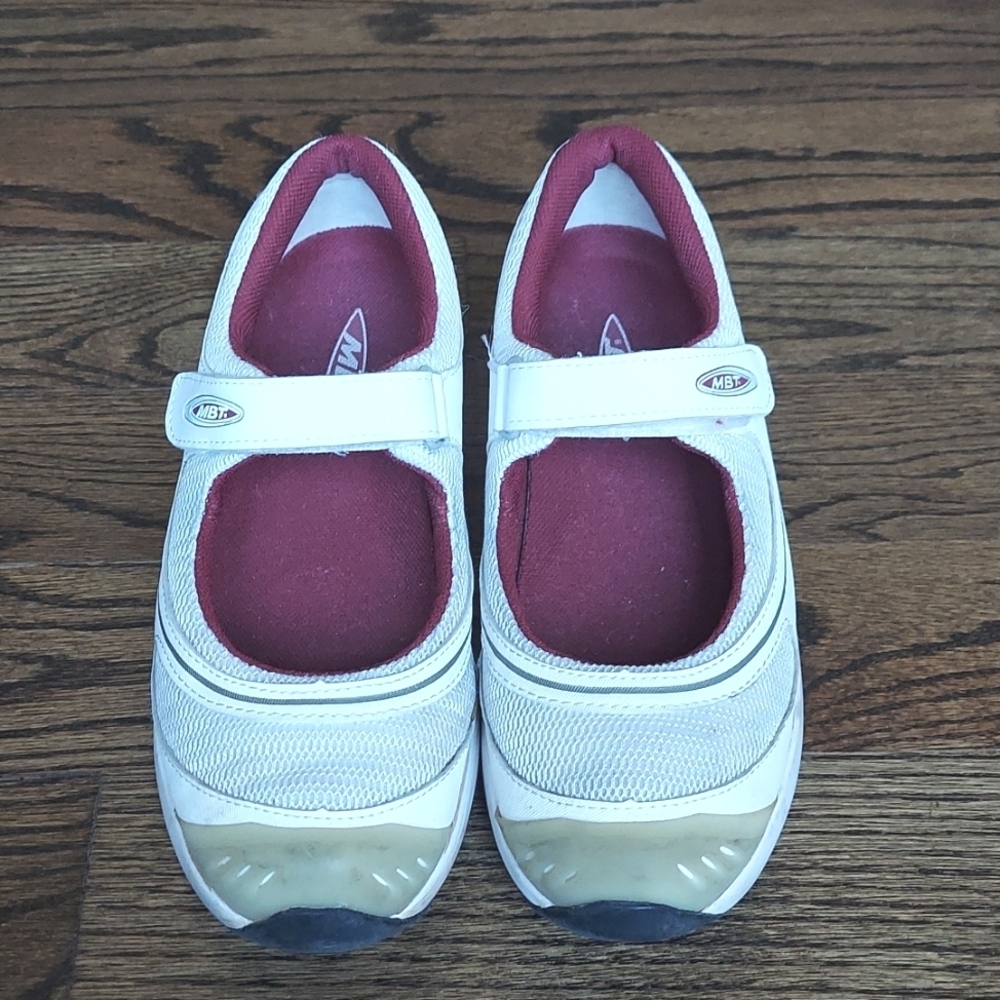 MBT Women's Baridi Casual Comfort Rocker Mary Jane Sneakers - white - size 7